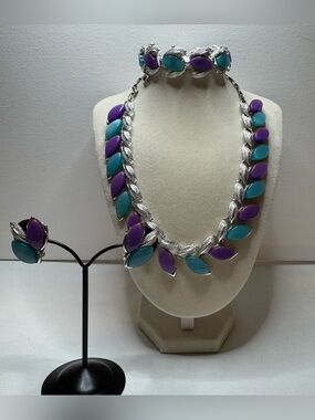 Vintage MCM Purple & Teal Thermoset Demi Parure